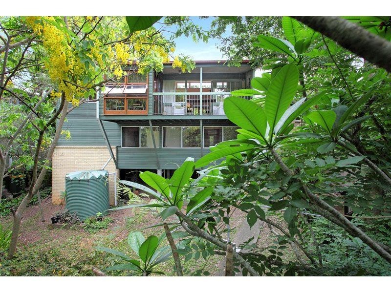 11 Alkina Street, Kenmore QLD 4069