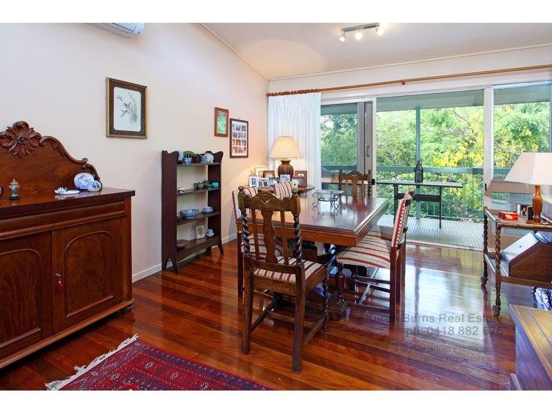 11 Alkina Street, Kenmore QLD 4069