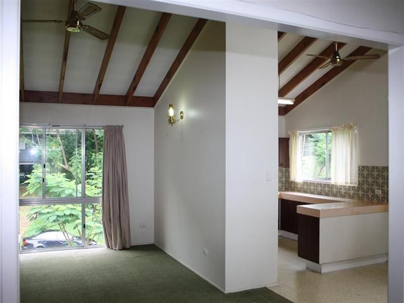 26 Ashburton Street, Chapel Hill QLD 4069