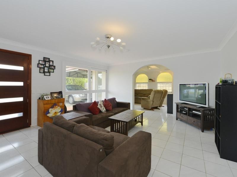 43 Dobell Street, Indooroopilly QLD 4068