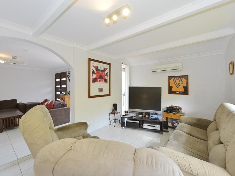 43 Dobell Street, Indooroopilly QLD 4068