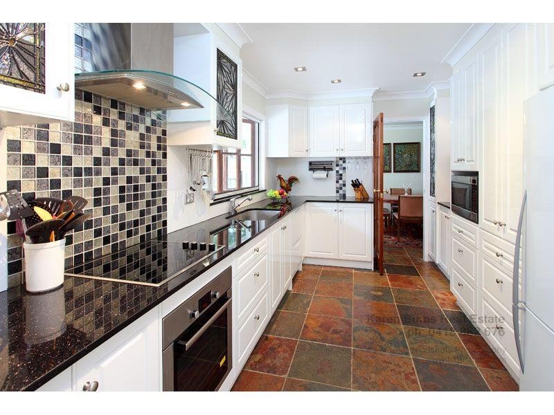 17-19 Belsize Street, Kenmore QLD 4069