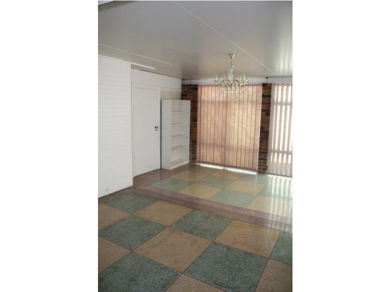 1 McCaul Street, Taringa QLD 4068