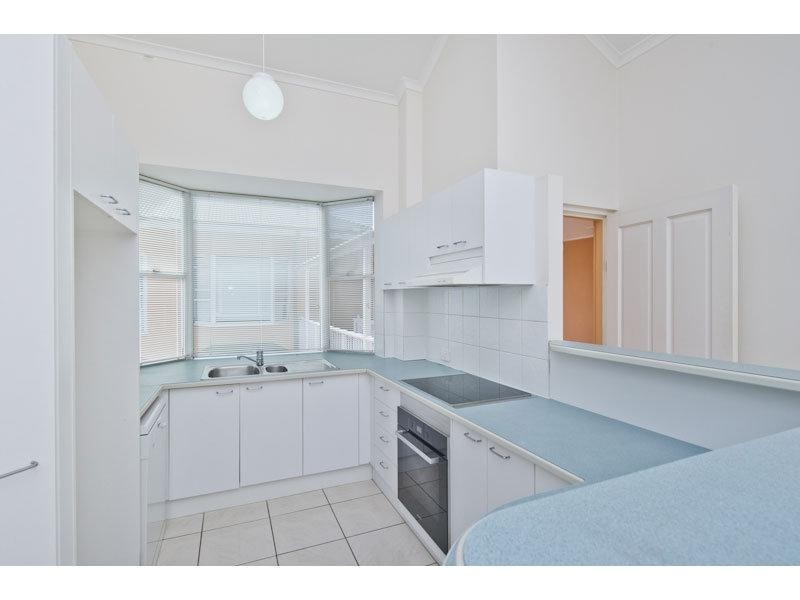 19/22 York Street, Indooroopilly QLD 4068