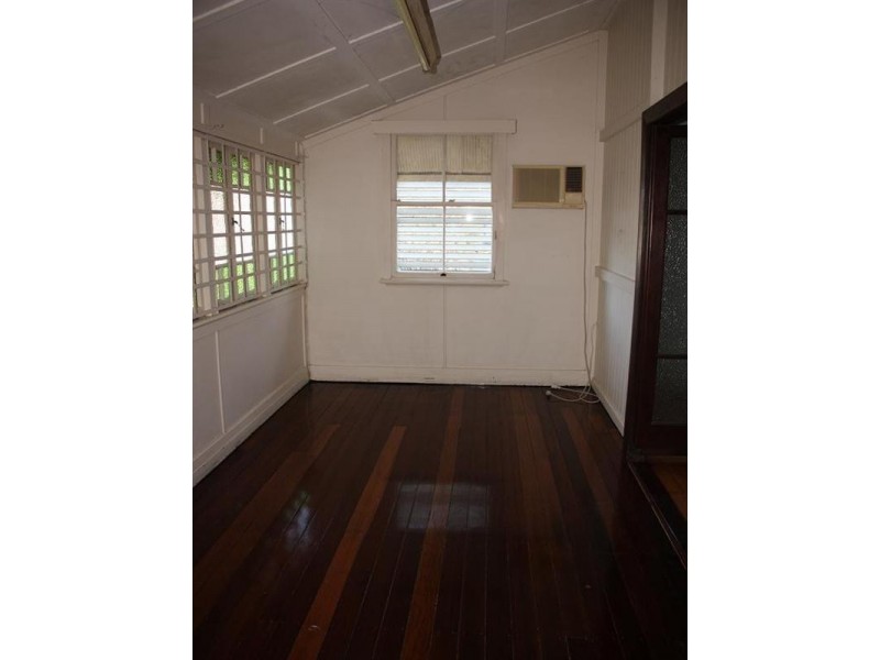 147 Frederick Street, Toowong QLD 4066