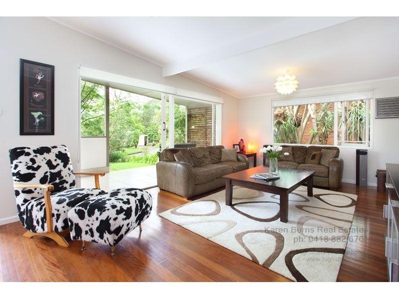 17 Trenton Street, Kenmore QLD 4069