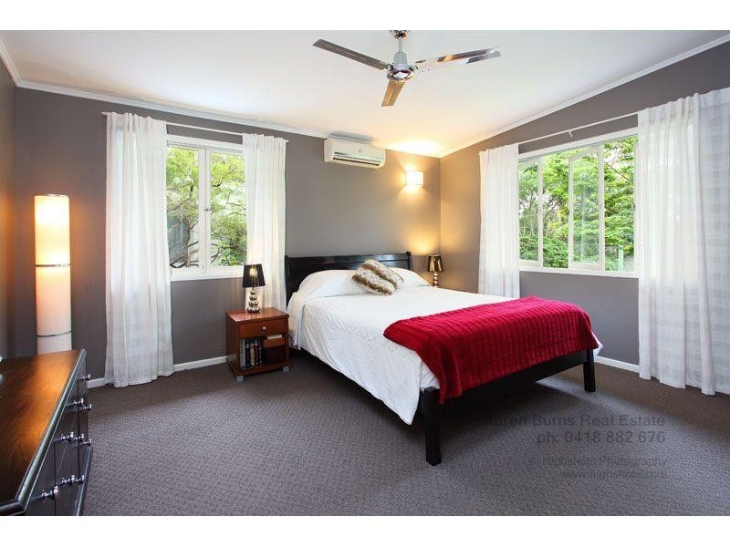 17 Trenton Street, Kenmore QLD 4069