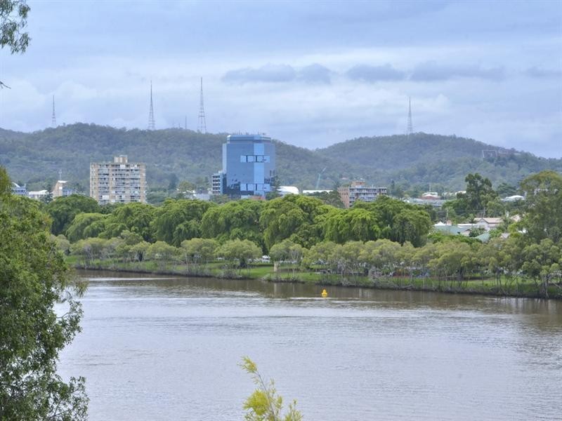 11/108 Macquarie Street, St Lucia QLD 4067