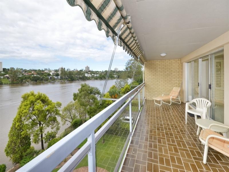 11/108 Macquarie Street, St Lucia QLD 4067