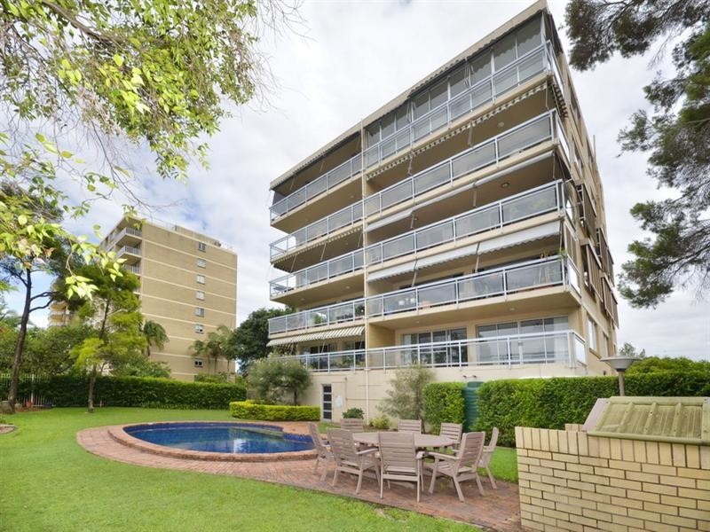 11/108 Macquarie Street, St Lucia QLD 4067