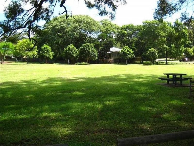 3/124 Carmody Road, St Lucia QLD 4067