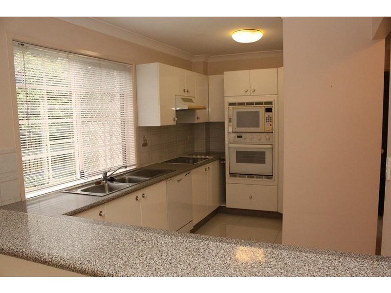 1/17 Bayliss Street, Toowong QLD 4066