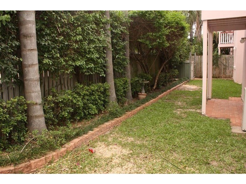 1/17 Bayliss Street, Toowong QLD 4066