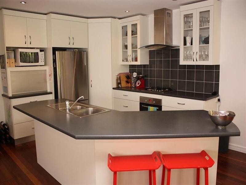 12 McNab Street, Rosalie QLD 4064