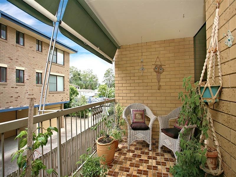 2/155 Central Avenue, Indooroopilly QLD 4068