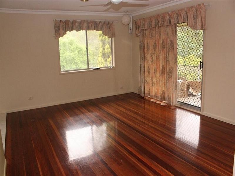 22 Crestview Street, Kenmore QLD 4069