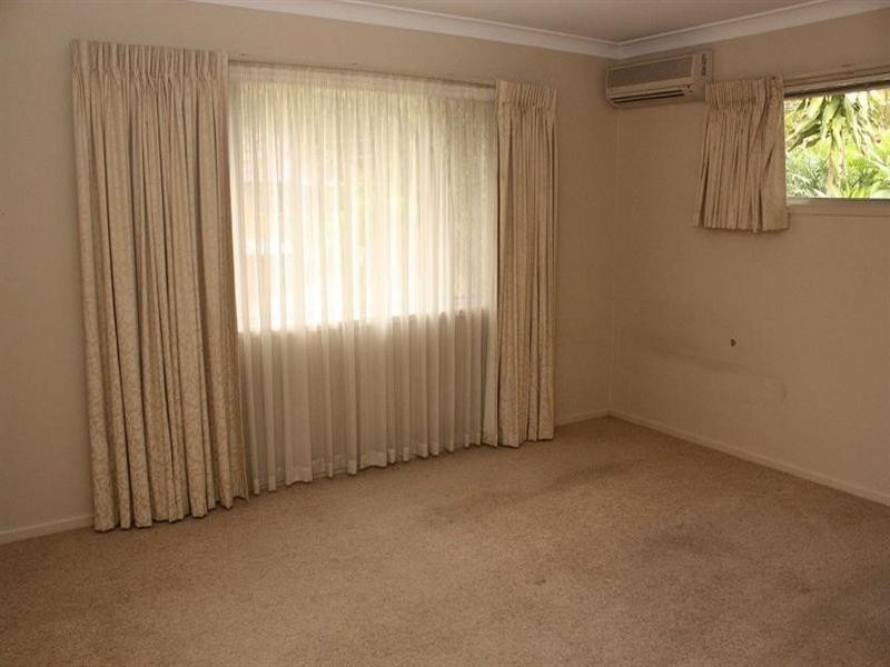 22 Crestview Street, Kenmore QLD 4069