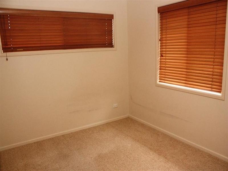 22 Crestview Street, Kenmore QLD 4069