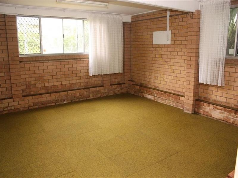 22 Crestview Street, Kenmore QLD 4069