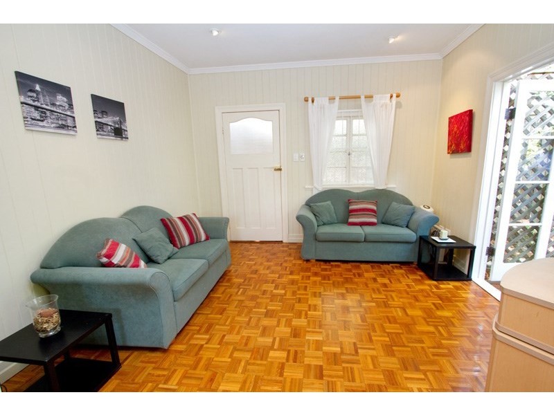 10 Ivy Street, Toowong QLD 4066