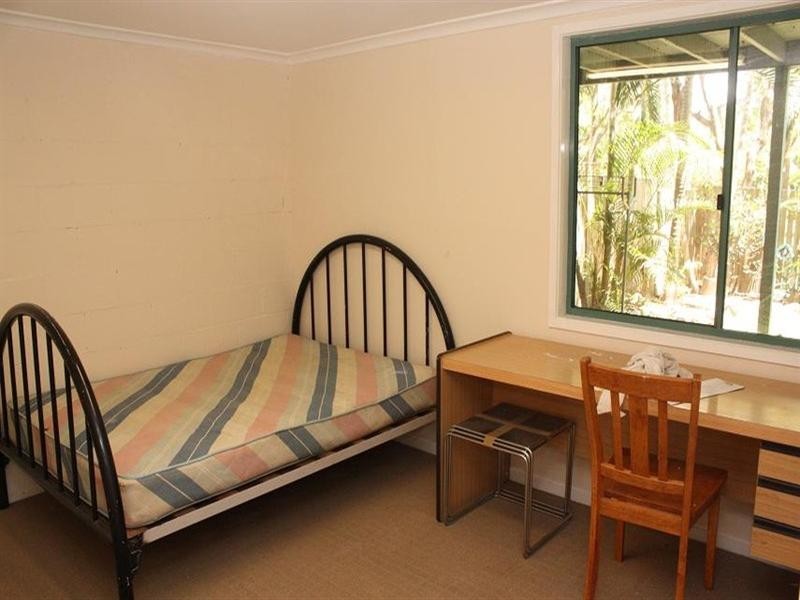 2/35 Gailey Road, St Lucia QLD 4067