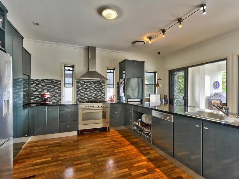 15 Kinkead Avenue, Sherwood QLD 4075