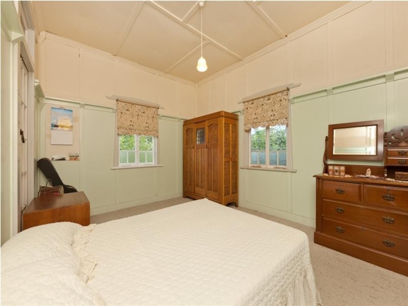 34 Fewings Street, Toowong QLD 4066