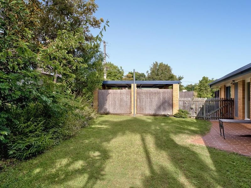 73 Gem Road, Kenmore QLD 4069