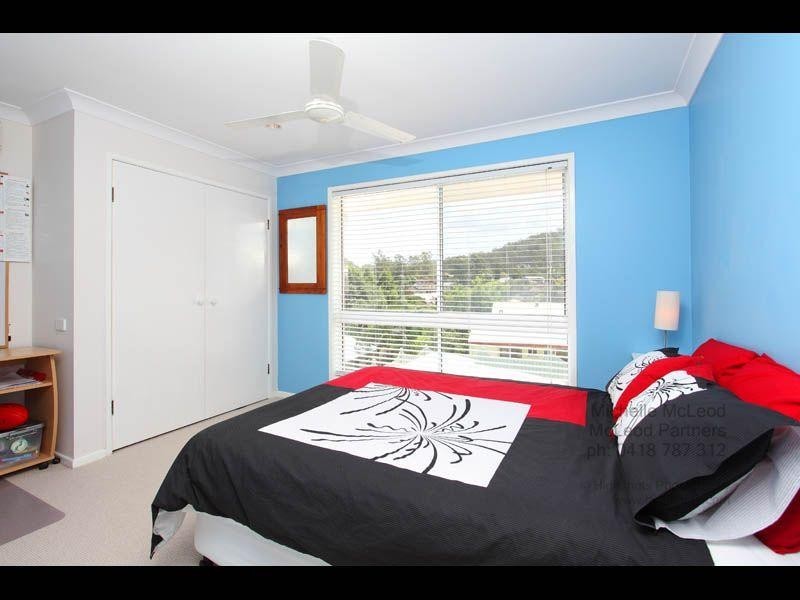 16 Jamner Street, Chapel Hill QLD 4069