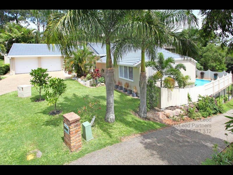 16 Jamner Street, Chapel Hill QLD 4069