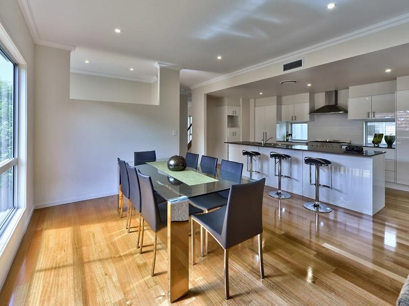 277 Long Street East, Graceville QLD 4075