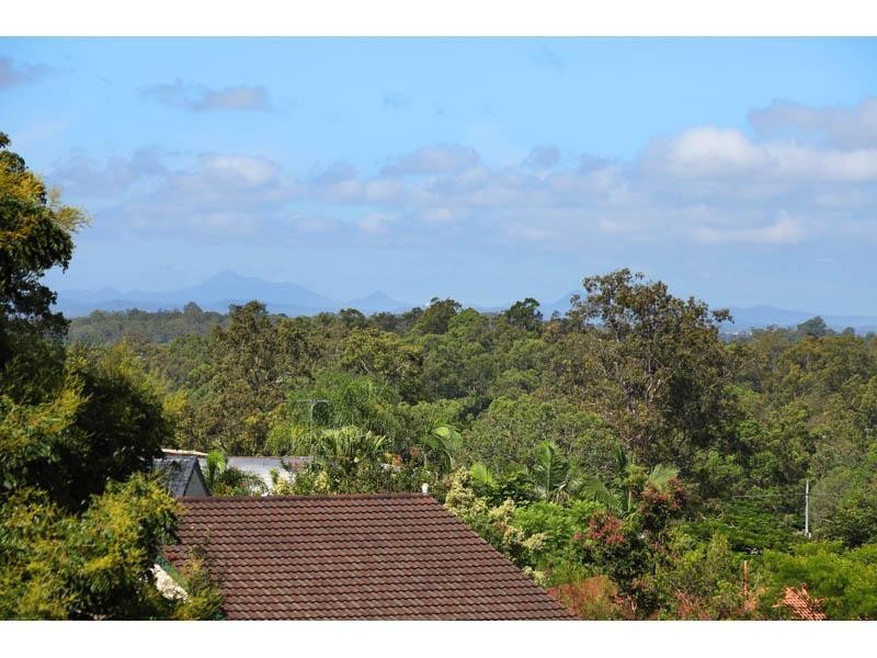 14 Cabramurra Street, Chapel Hill QLD 4069