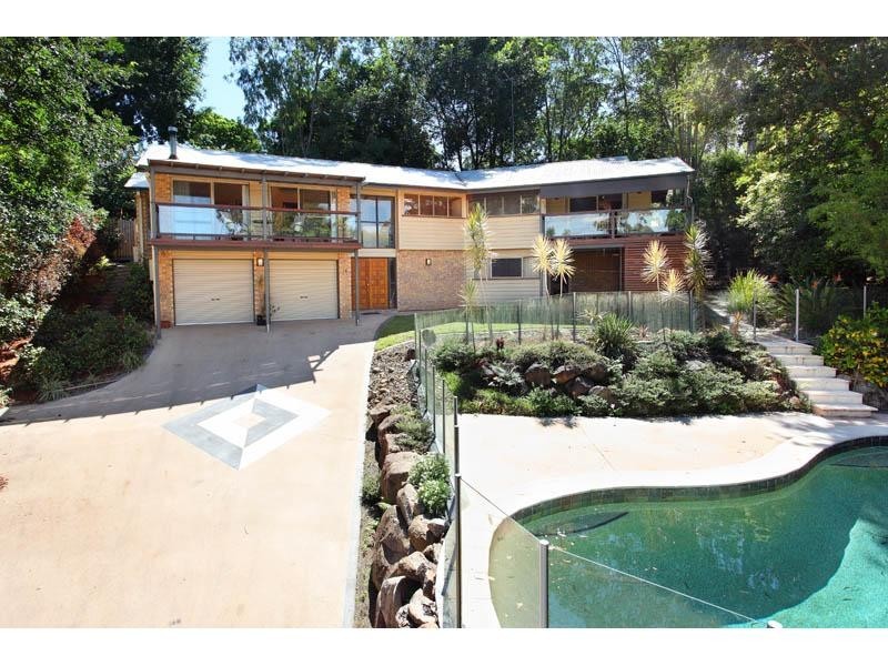 14 Cabramurra Street, Chapel Hill QLD 4069