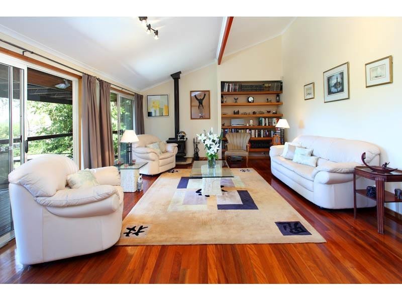 14 Cabramurra Street, Chapel Hill QLD 4069