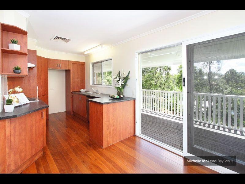 31 Orkney Street, Kenmore QLD 4069