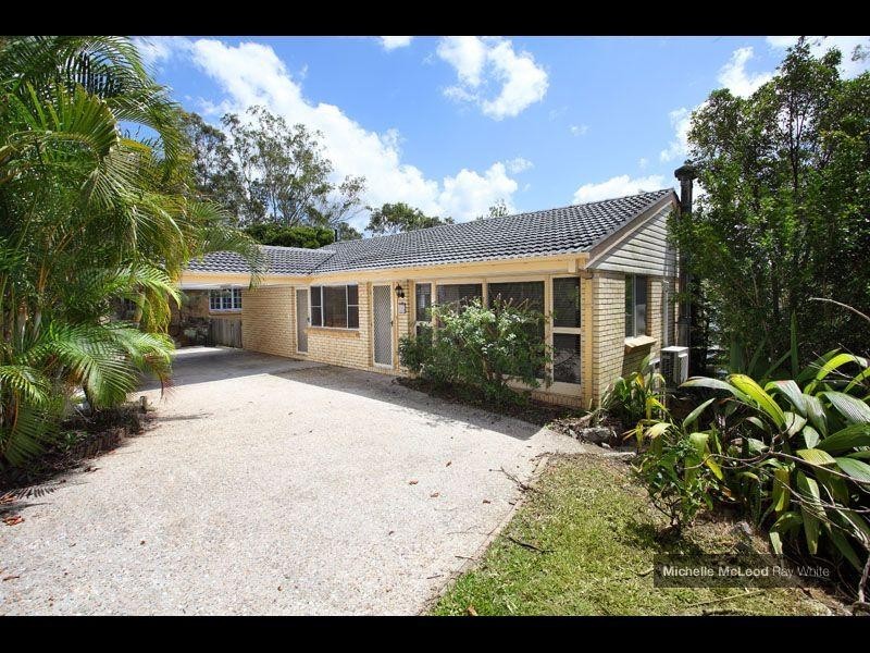 31 Orkney Street, Kenmore QLD 4069