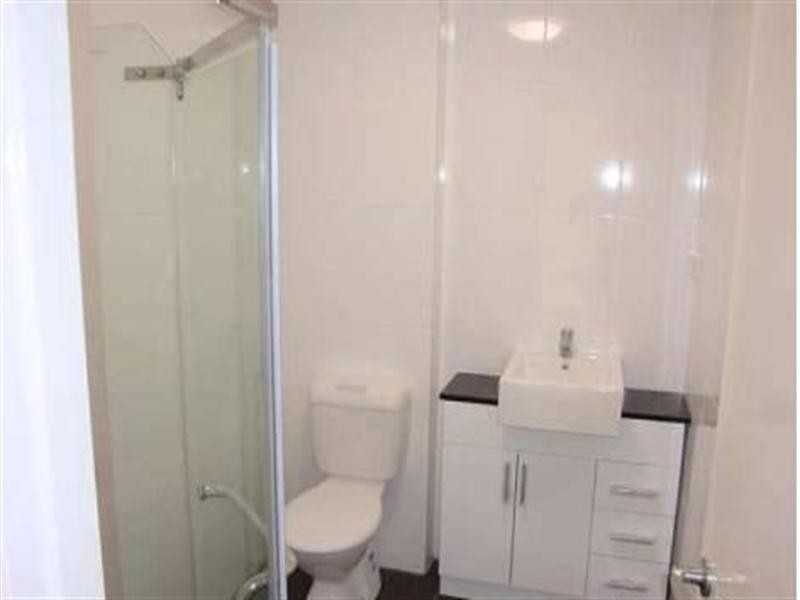 2/71 Gregory Street, Auchenflower QLD 4066