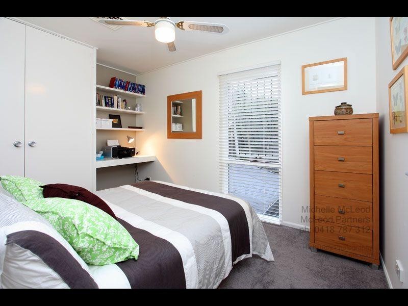 42 Merrilyn Street, Chapel Hill QLD 4069