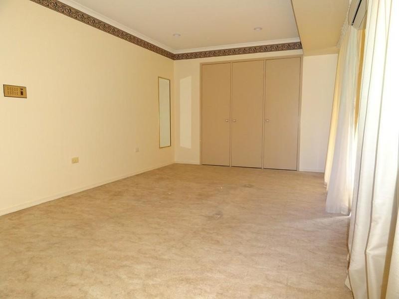 298 Russell Terrace, Indooroopilly QLD 4068