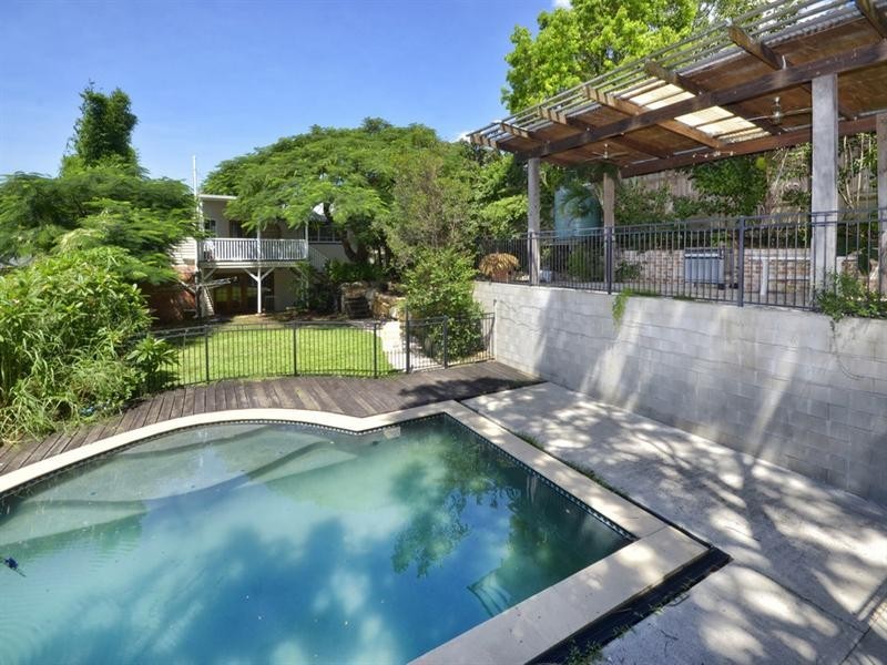 71 Duke Street, Toowong QLD 4066