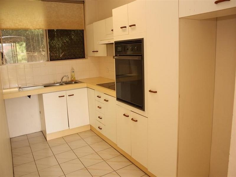 3/85 Warren Street, St Lucia QLD 4067