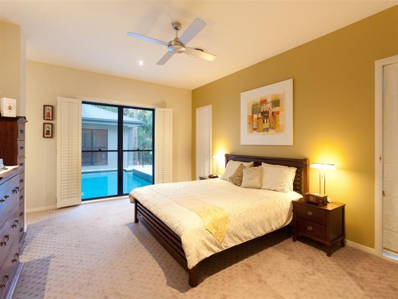 213 Taringa Parade, Taringa QLD 4068