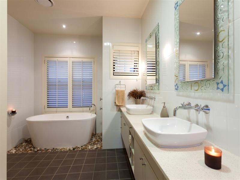 213 Taringa Parade, Taringa QLD 4068