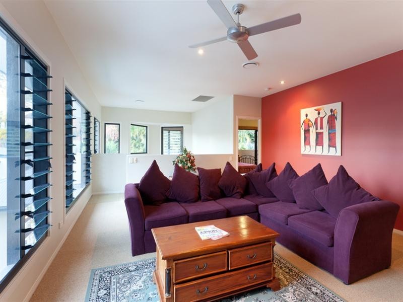 213 Taringa Parade, Taringa QLD 4068