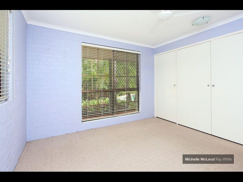 10 Dulhunty Street, Chapel Hill QLD 4069