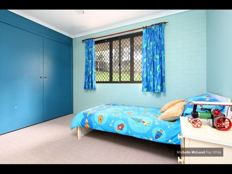 10 Dulhunty Street, Chapel Hill QLD 4069