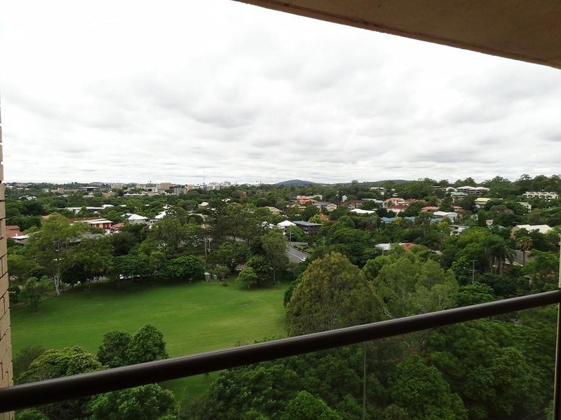 30/12 Bryce Street, St Lucia QLD 4067