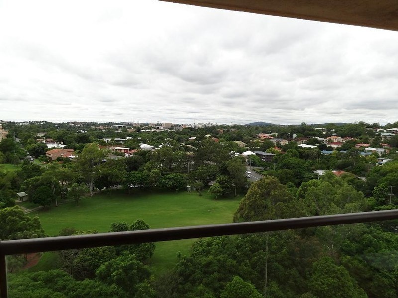 30/12 Bryce Street, St Lucia QLD 4067