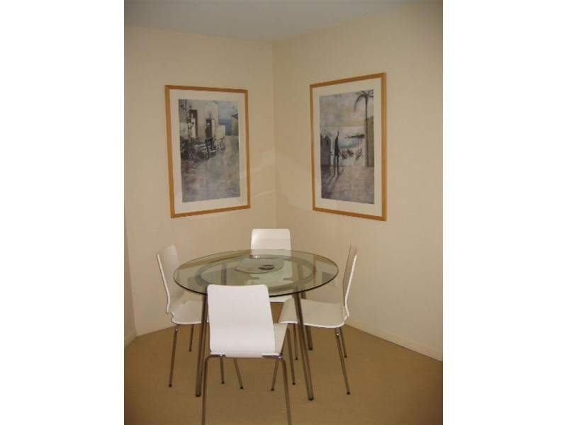 8/5-11 Chasely Street, Auchenflower QLD 4066