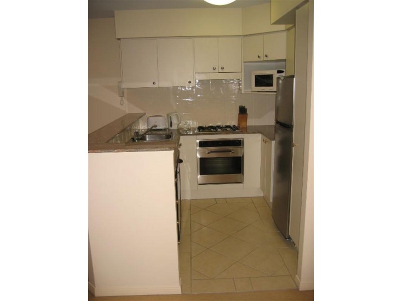 8/5-11 Chasely Street, Auchenflower QLD 4066